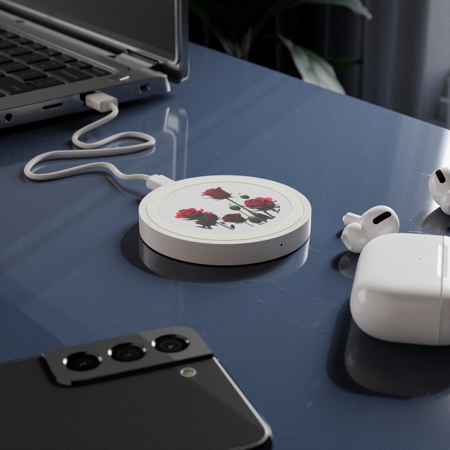 Beautiful Roses Quake Wireless Charging Pad